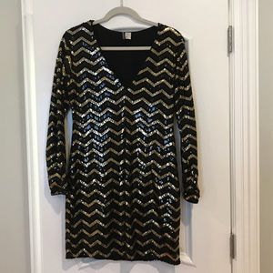 Black and gold sequenced dress from H&M!